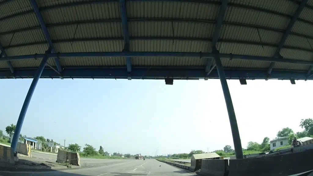 MHKS Highway Plaza