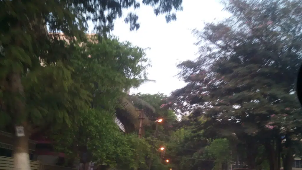 Sreye Apartment Building