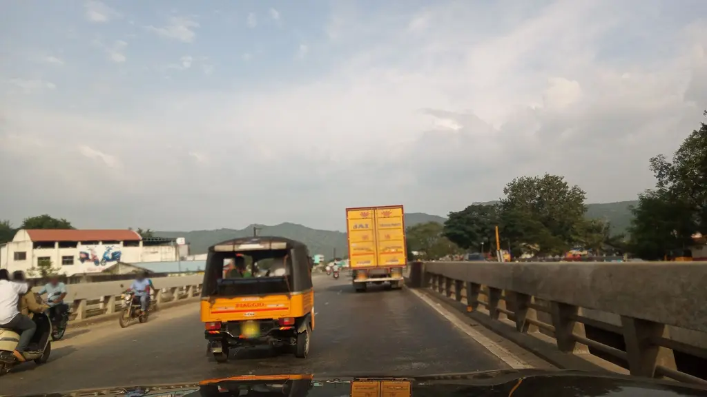 TVS - Sri Balamurugan Motors