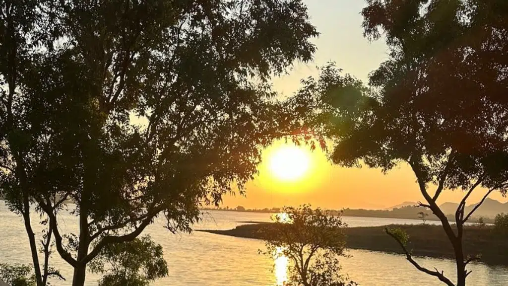 Natures Island - Vaitarna