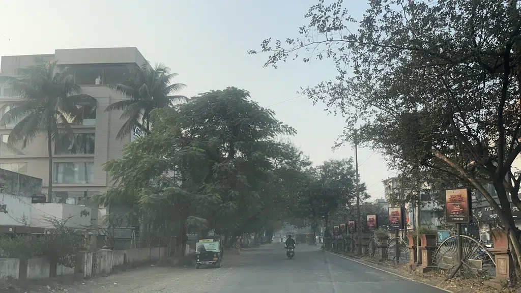 Madhu Shopping Centre