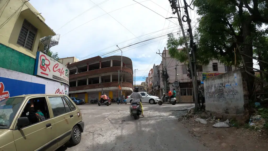 Raichuri Commercial Arts