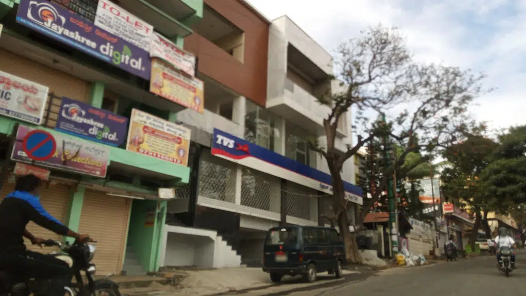 Divine salon mahalakshmi layout