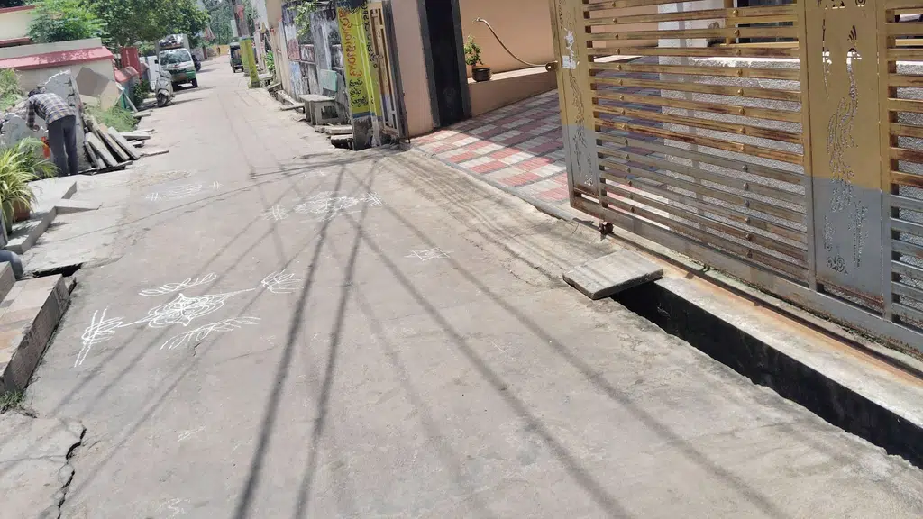 Post Office-Nidamanuru
