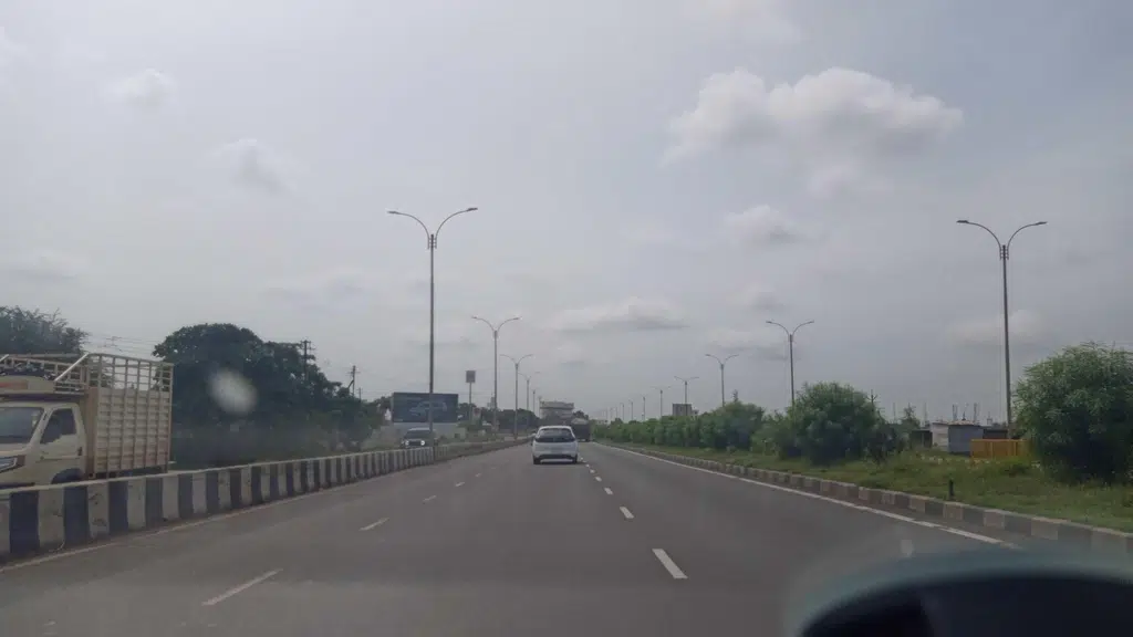 Volkswagen Das WeltAuto Solapur