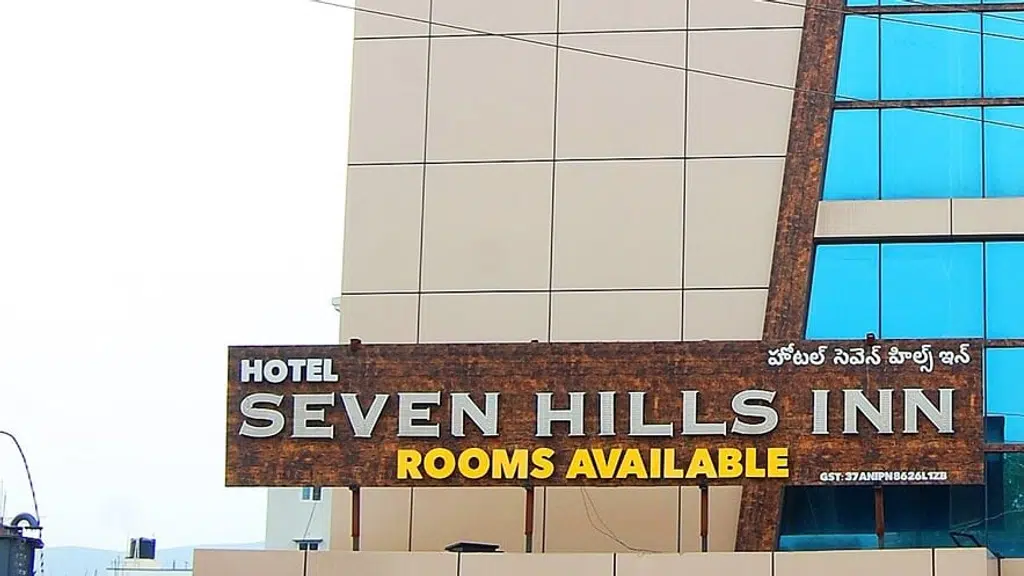 Hotel Seven Hills Inn