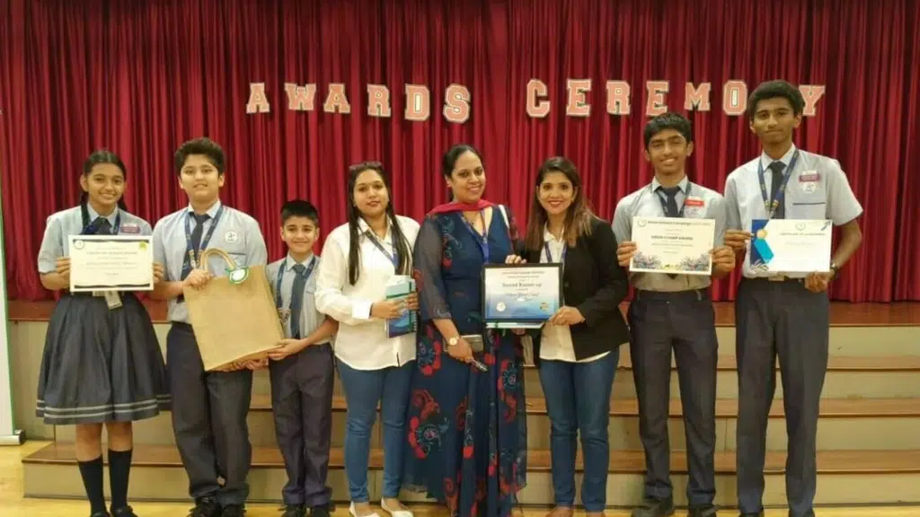 Momai Global School