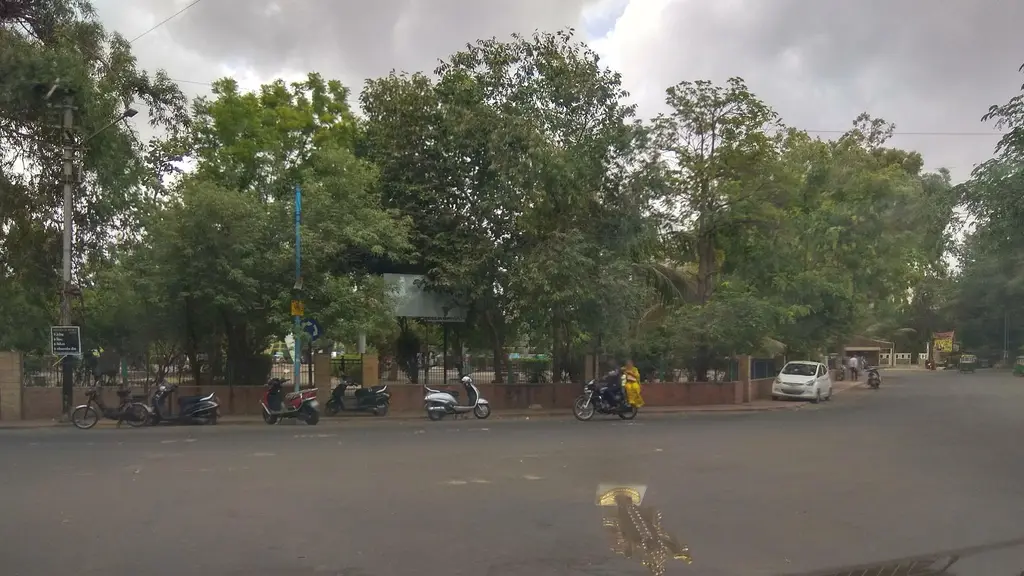 Mahila College Bus Stop