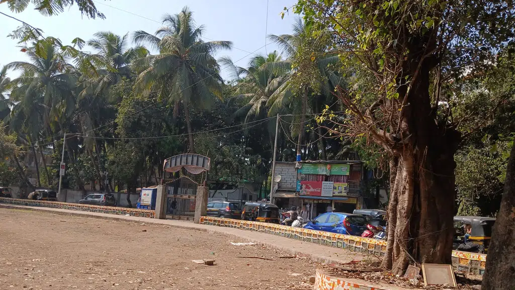Kherwadi Police Station