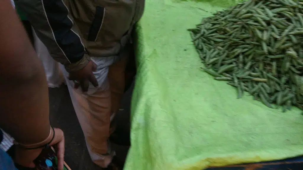 Mahendra Vastralaya