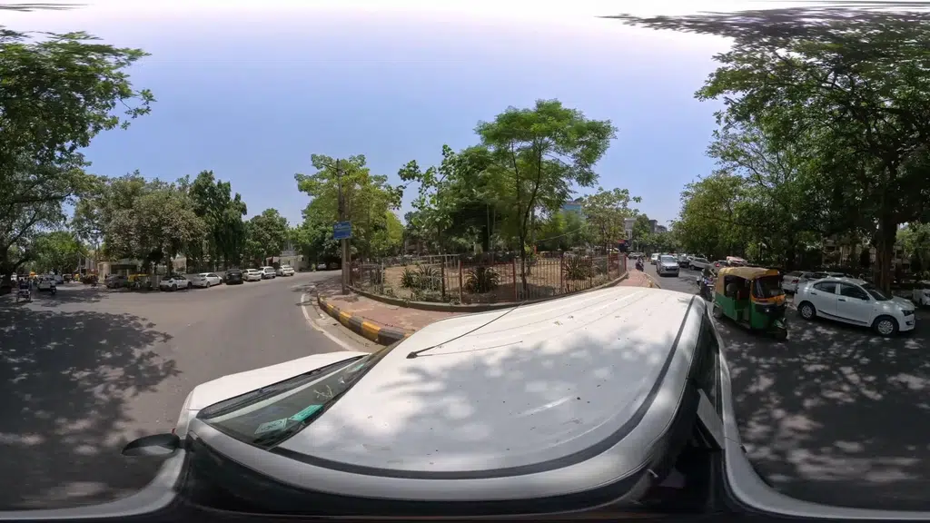 Gaadi - Lajpat Nagar