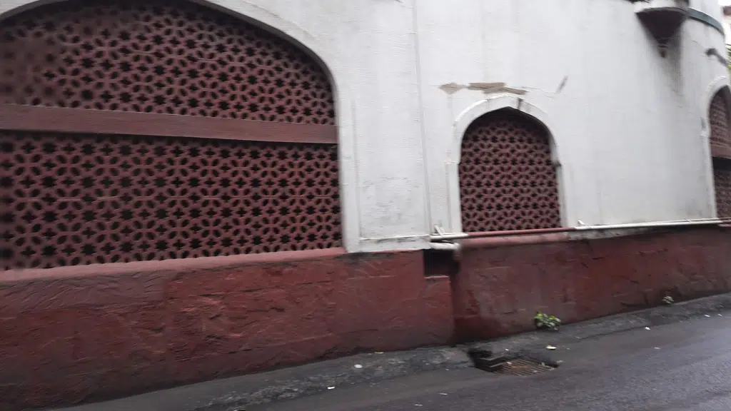 Gol Masjid