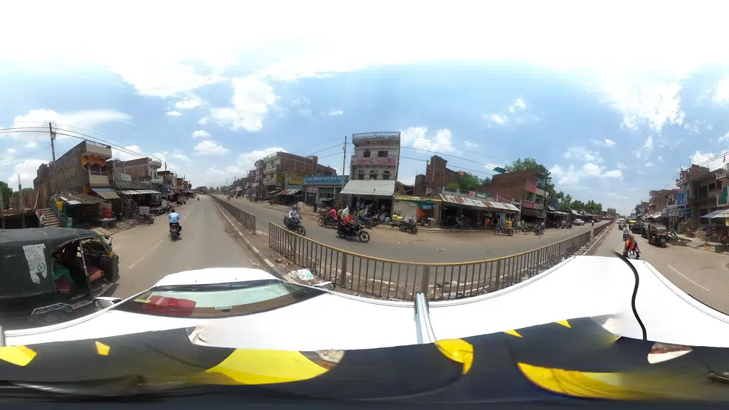 Shukla Auto Sales Meja Road Sonalika Tractor