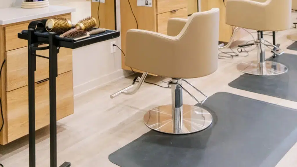 Salon factory