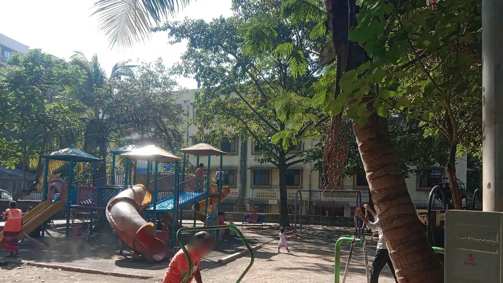Pasaydan Multispeciality Charitable Hospital