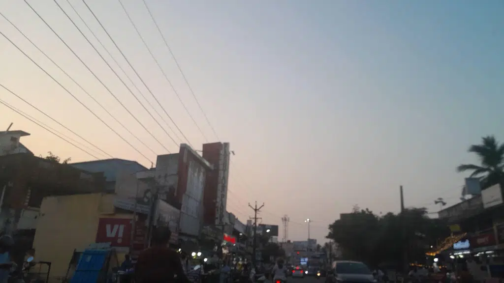 A To Z Shopping Center