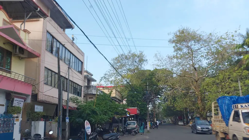 Kokers Movie House