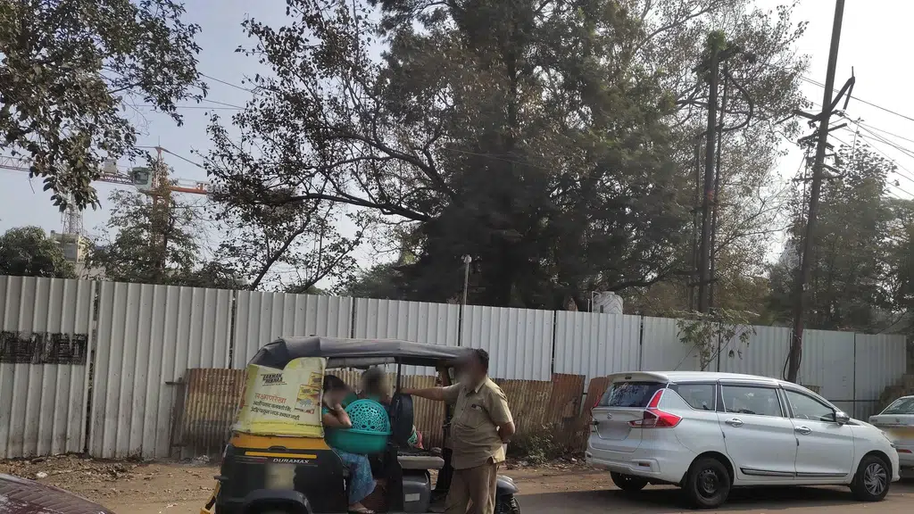 nagare's shraddha car mall