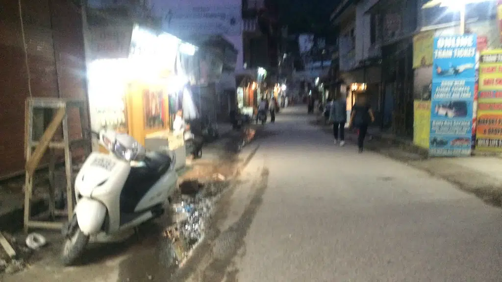 Lakshman Jhoola Taxi Stand