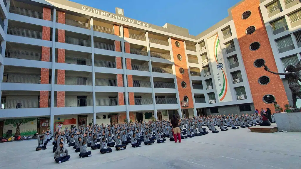 The South International School