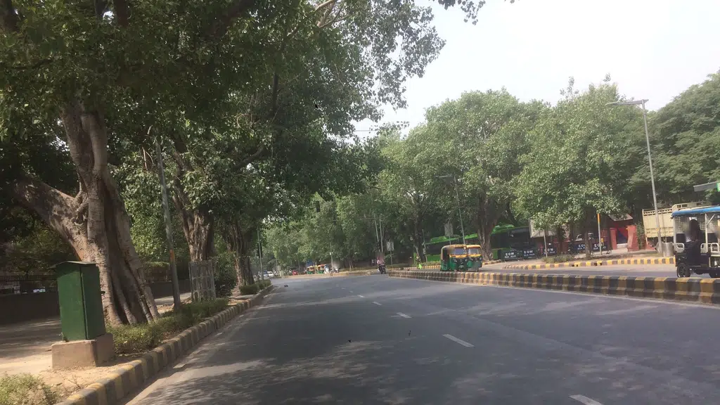 सदर बाज़ार कैंटोनमेंट मेट्रो स्टेशन
