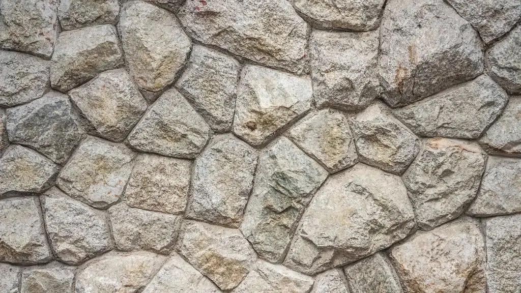 Unique stone masonry