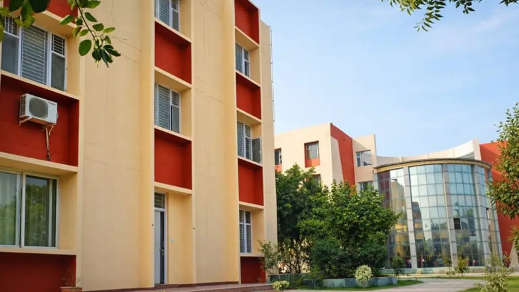 Vision Institute of Technology, Aligarh