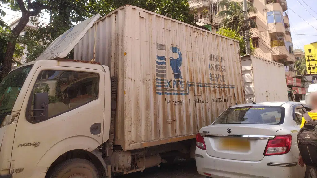 B.R Construction