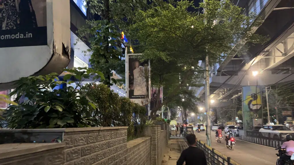 Hang-Out Restaurant