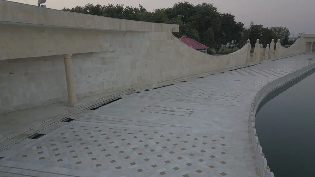 Kirpal Sagar Sarovar