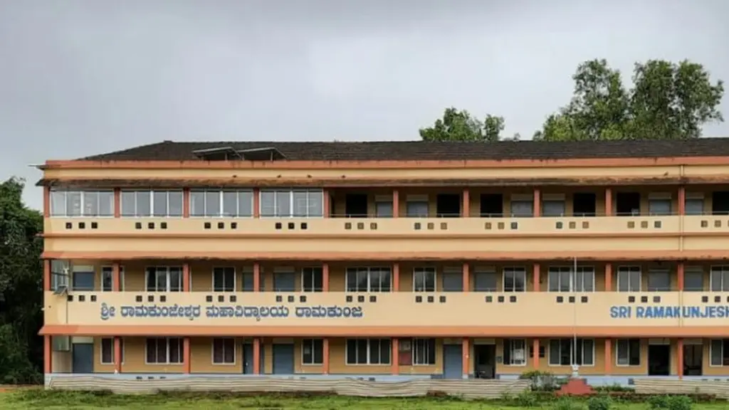 Sri Ramakunjeshwara College, Ramakunja, 574241, India.