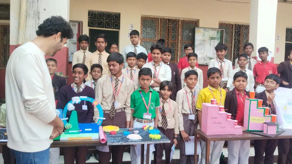 TINY TOT'S Sr. Sec. School Utraula