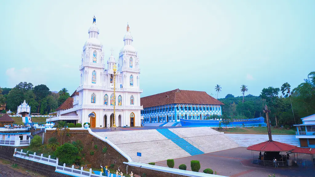 Kuravilangad Church