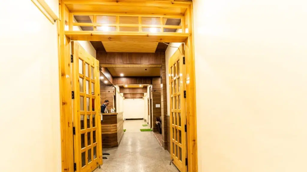 Hotel Woodland