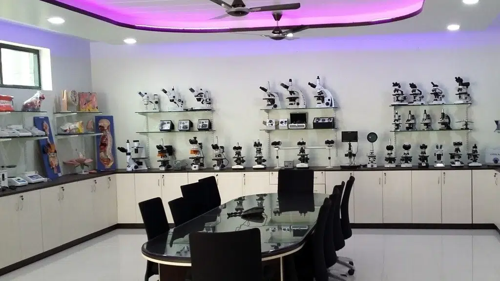 COSLAB INDIA - Microscope Manufacturer, Suppliers & Exporter