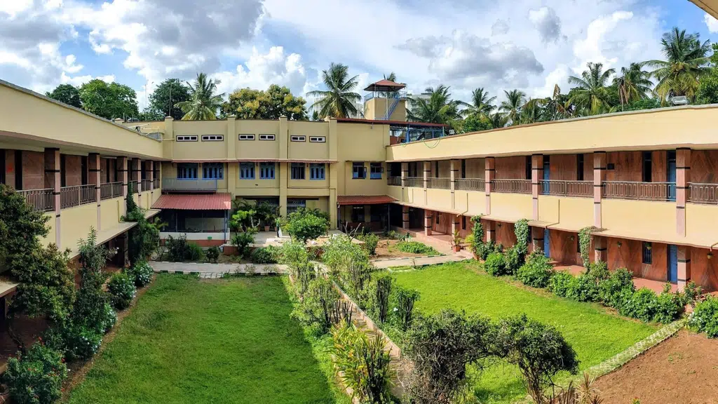 Sri Ramakrishna Vidyarthi Mandiram