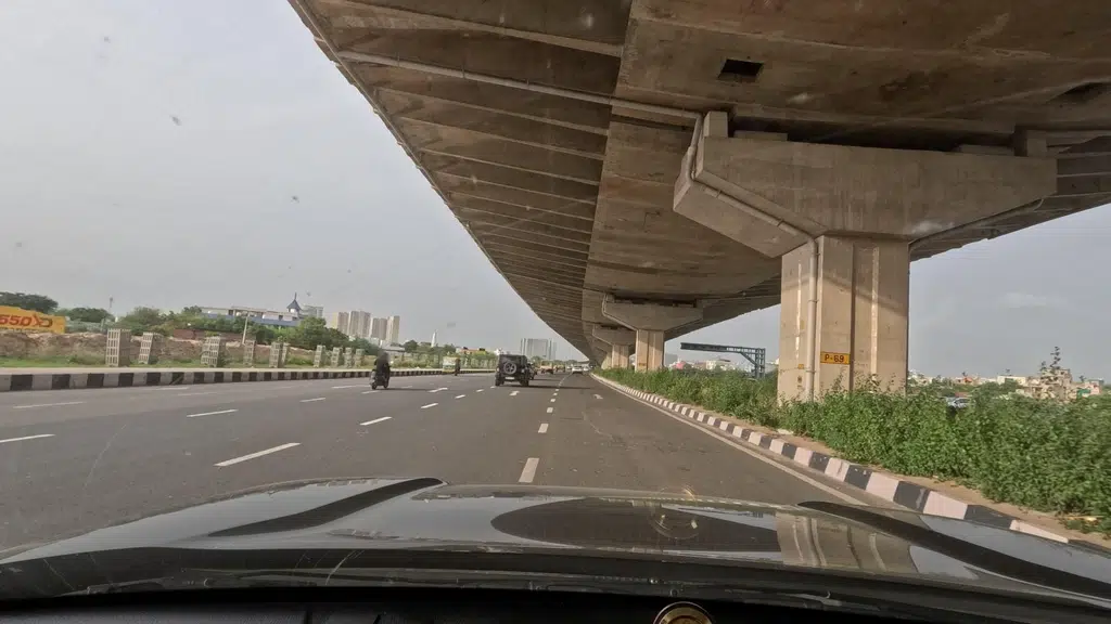 Mrg Ultimus 2 Sec-90 Gurgaon