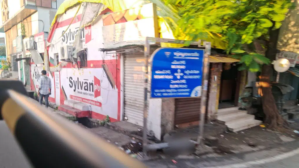 Sri Solar Plylam Centre