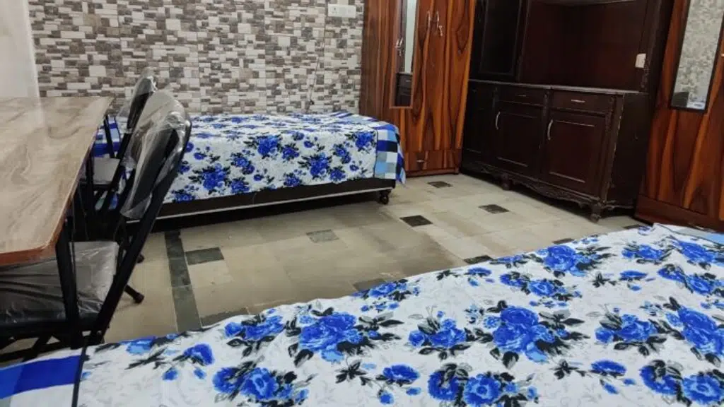 All Boys PG | PG in Mukherjee Nagar