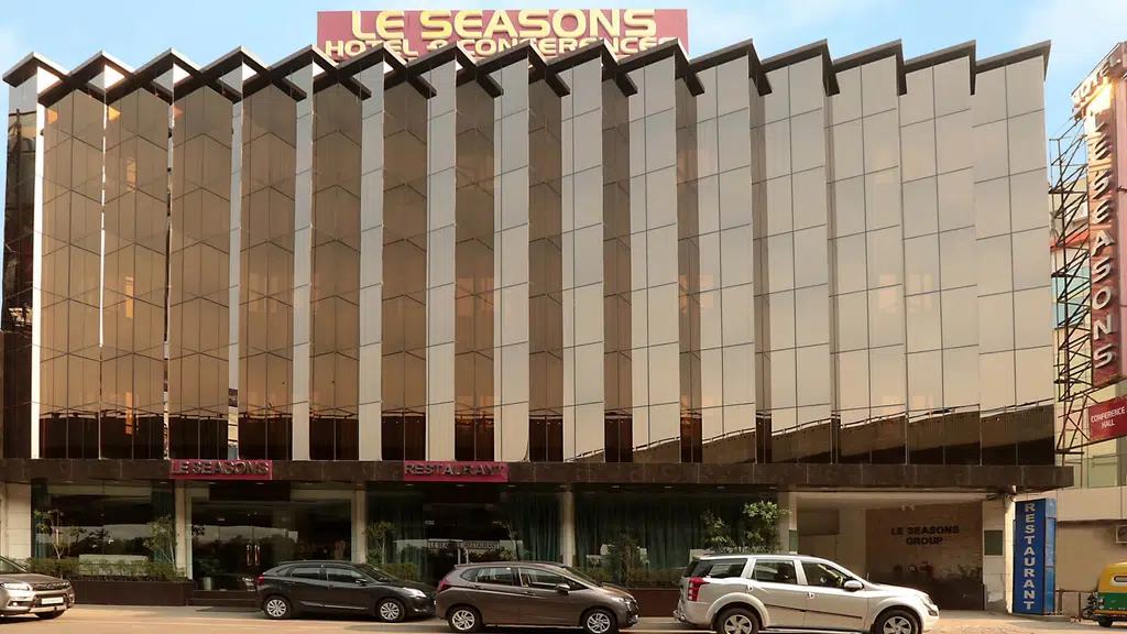 Le Seasons Resort Goa