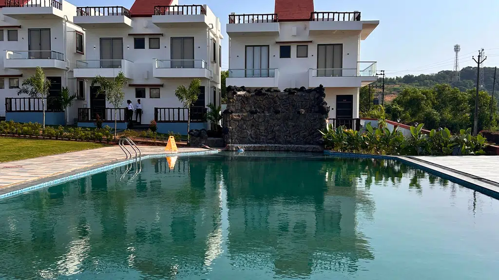 Baywatch Resort, Bhogave Beach, Maharashtra