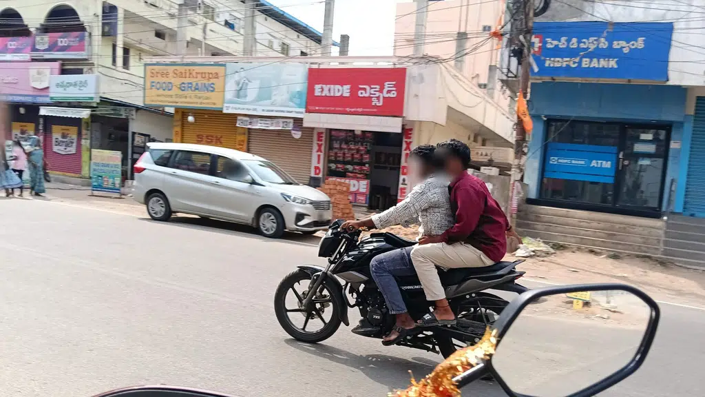 Hotel Pariwar Bawarchi