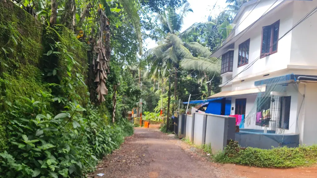Nambally Pothiyodam Muchilote Kavu