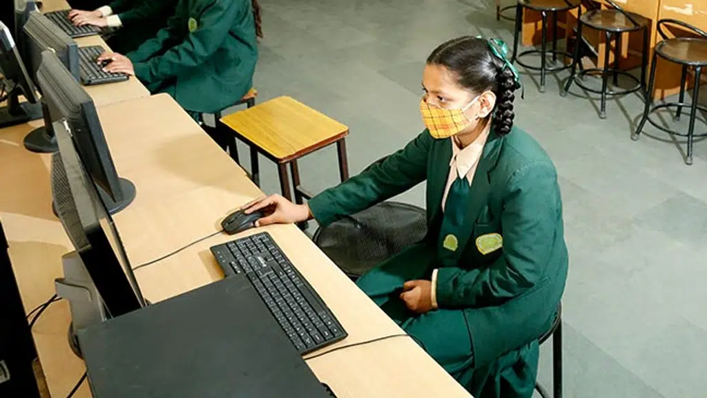 Swami Mohan Dass Model School -Affiliated to CBSE