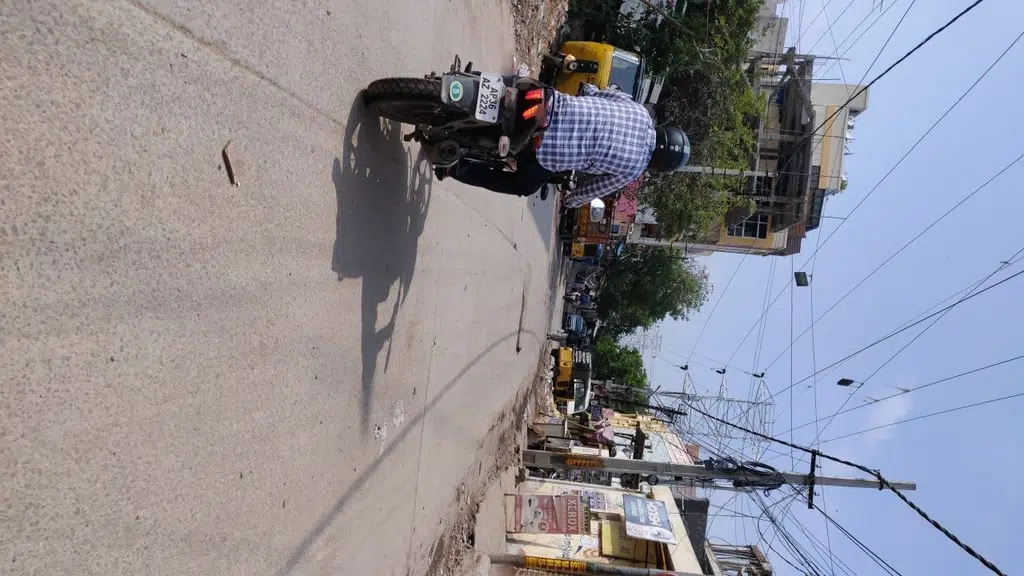 Sri Laxmi Ganapathi Motors Workshop