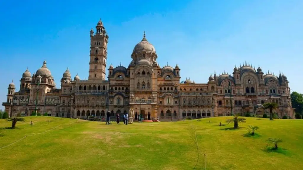 Hardik Travels