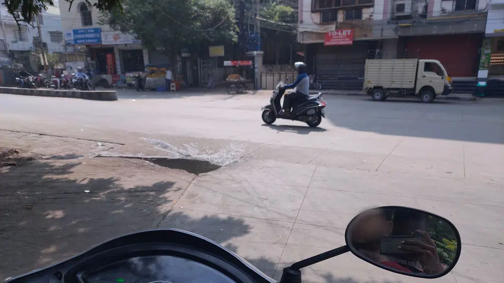Bambai Tapri