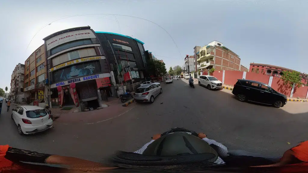 Moti Mahal Delux Tandoori Trail