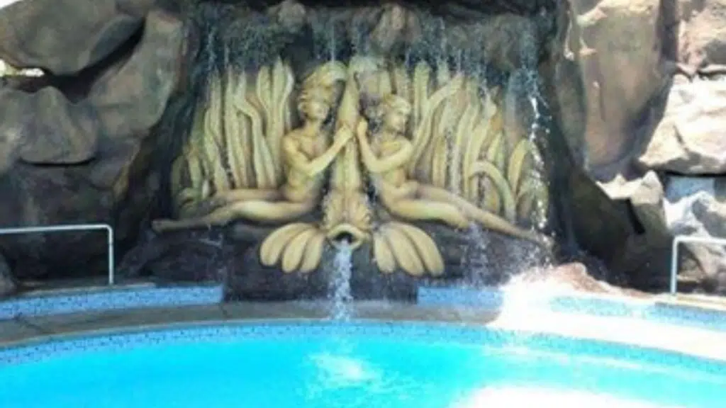 Golden Amoon Resort