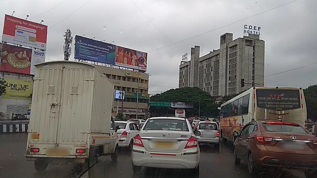 Pune businesses centre